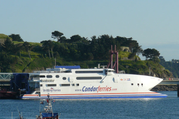 Saint-Malo (2008-06-07) - Condor Vitesse